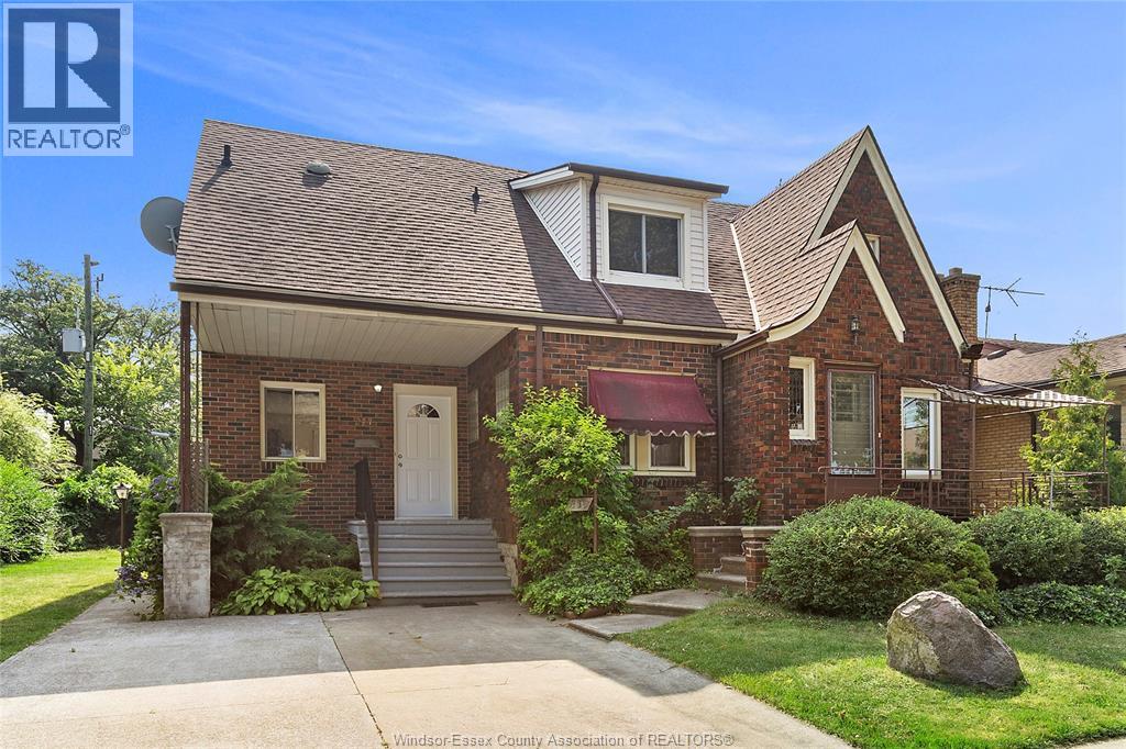277 Villaire Ave, Windsor, ON N8S 2J1