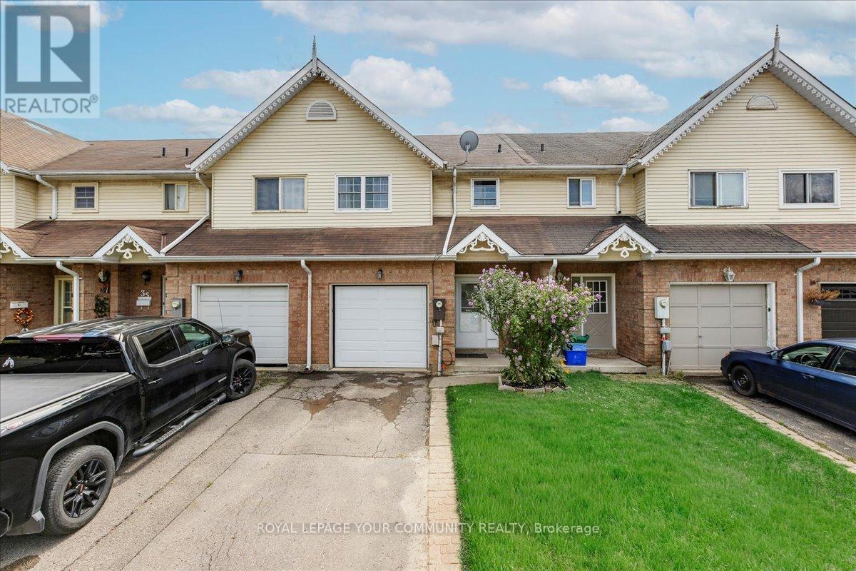 33 Biscayne Blvd, Georgina, ON L4P 2R4