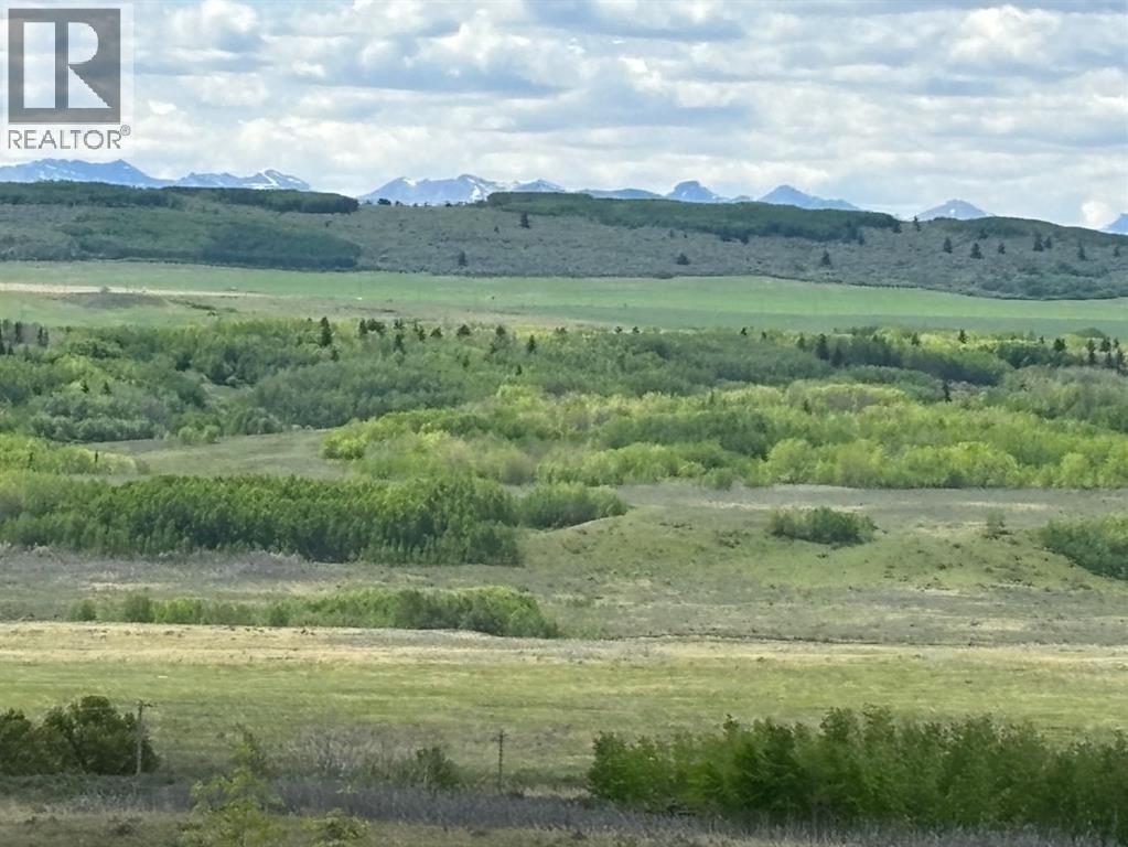 131 Heritage Hts, Cochrane, AB T4C 2R5