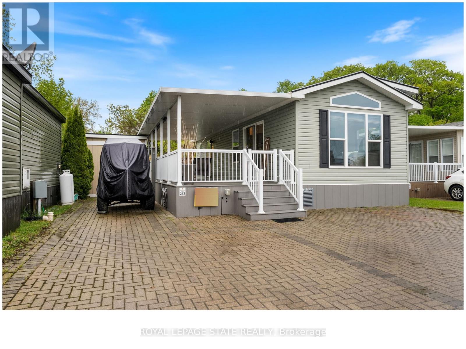 213 490 Empire Rd, Port Colborne, ON L0S 1R0