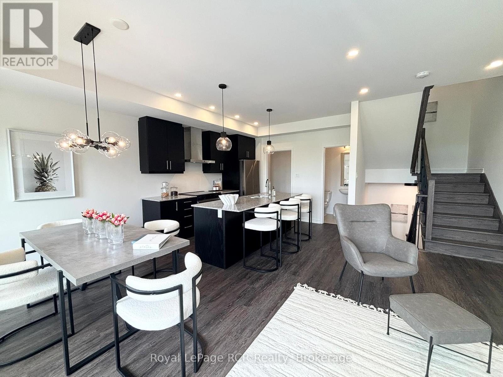 150 Elgin St, Orillia, ON L3V 8P7