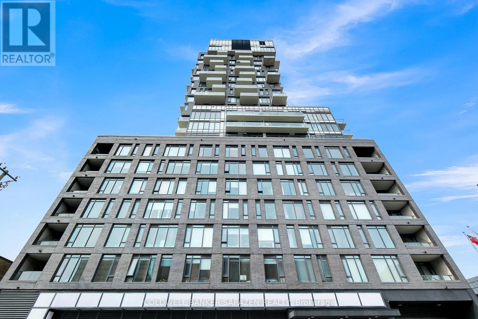 1407 203 Catherine St, Ottawa, ON K2P 1J5