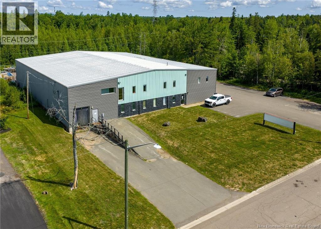 43 Driscoll Cres, Moncton, NB E1E 4C8