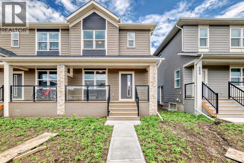 662 Wolf Willow Blvd SE, Calgary, AB T2X 5P8