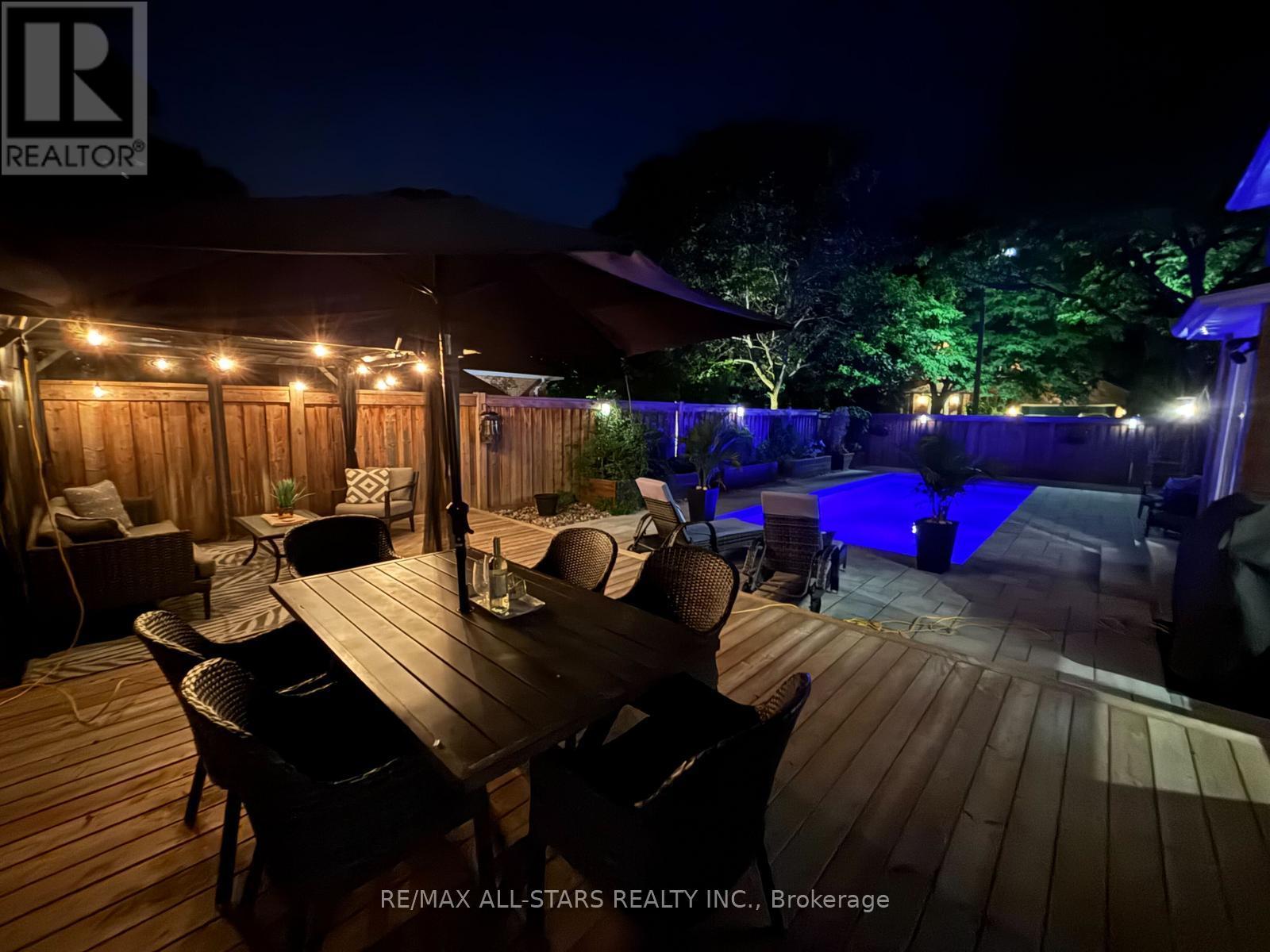 22 Dorman Dr, Whitchurch-stouffville Stouffville, ON L4A 8A6