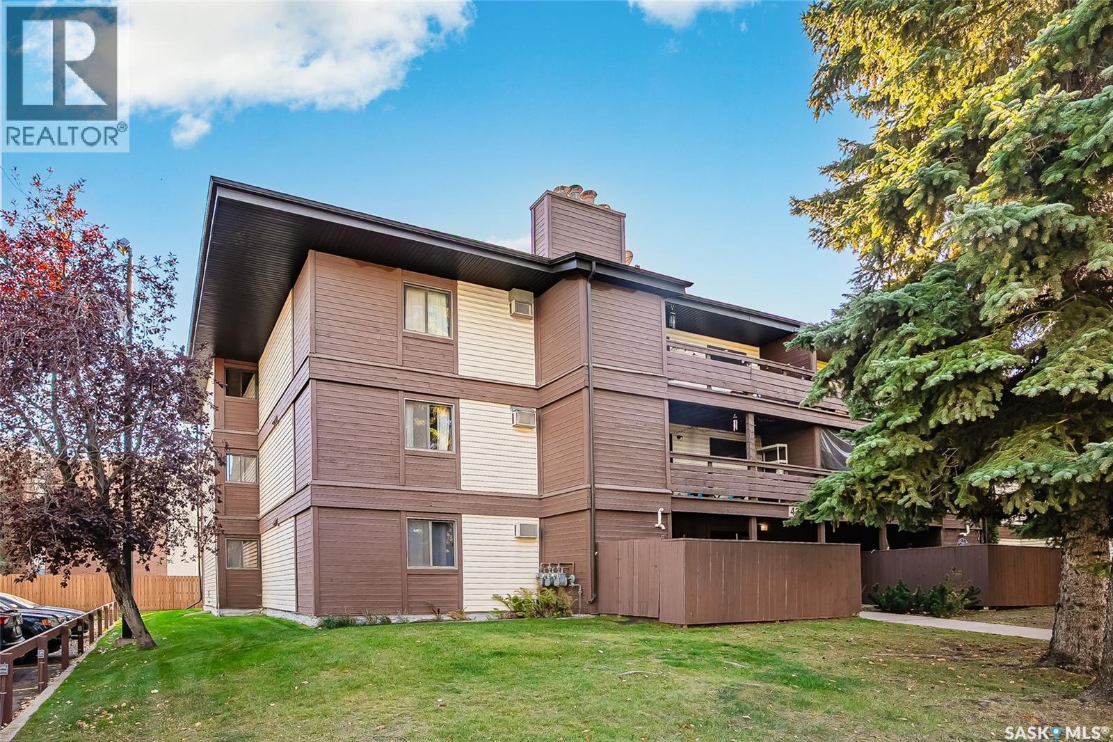 437 Pendygrasse Road Unit 302, Saskatoon, SK S7M 5C1