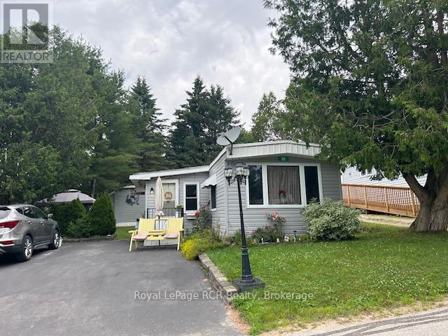 90 Sussex Sq, Georgian Bluffs, ON N4K 5N5