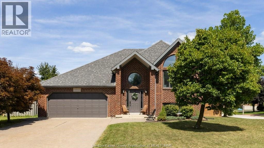 2840 Wildberry Cres, Tecumseh, ON N9K 1C2