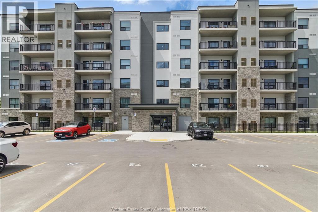 3290 Stella Crescent Unit 303, Windsor, ON N8T 0B7
