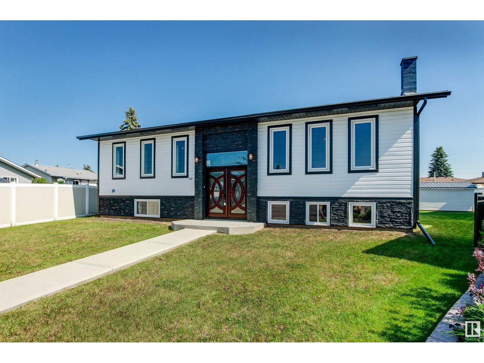 63 Glenwood Cr, Stony Plain, AB T7Z 1A4