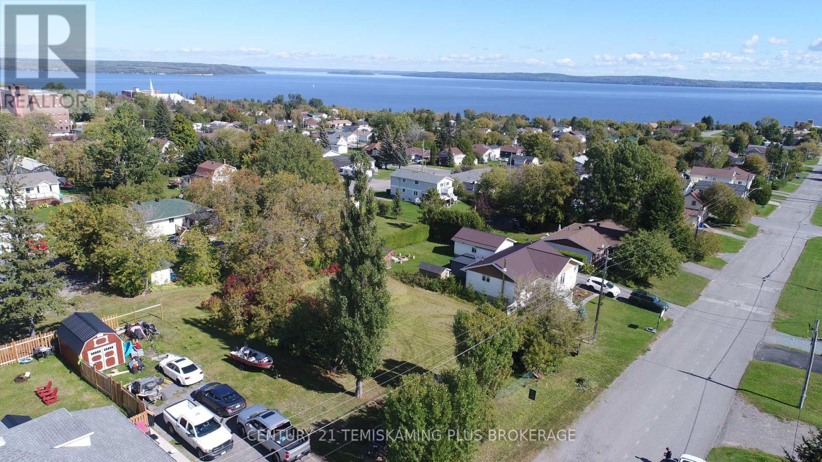 141-142 Algonquin Dr, Temiskaming Shores, ON P0J 1K0