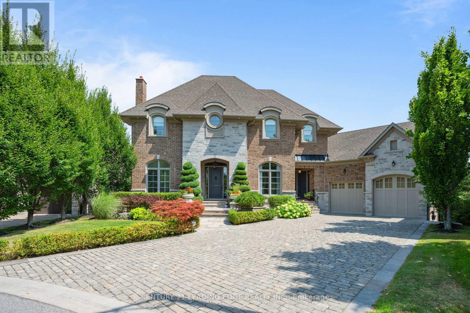 9 Ernie Amsler Ct, Markham, ON L6C 0K1