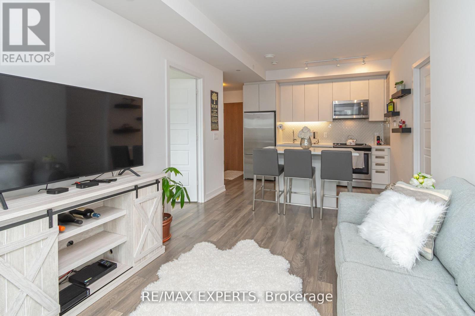 301 Sea Ray Avenue #c315, Innisfil, ON L9S 0L8