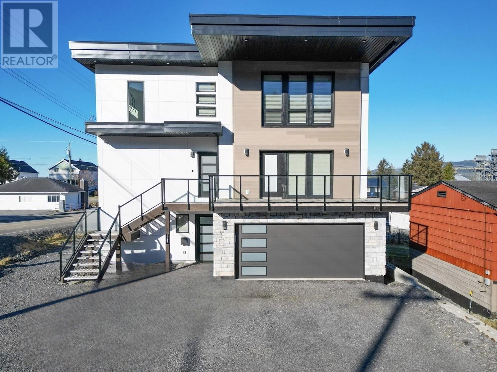 1644 W 2nd Ave, Prince Rupert, BC V8J 1J6