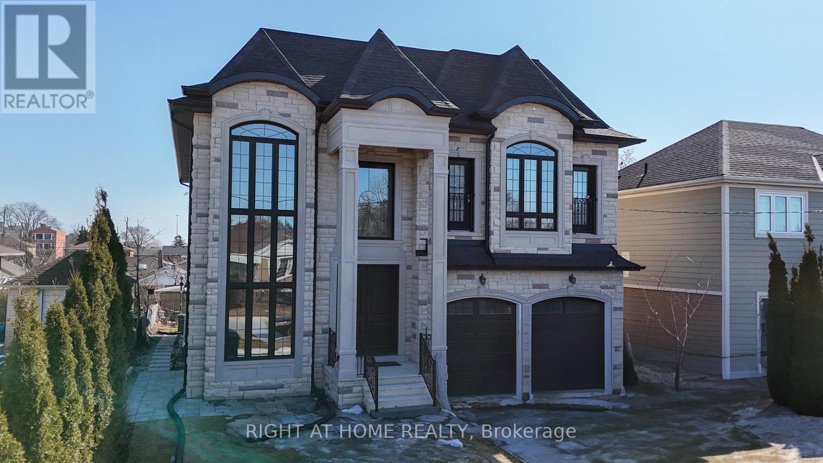 43 William Cragg Dr, Toronto Downsview-roding-cfb, ON M3M 1T8