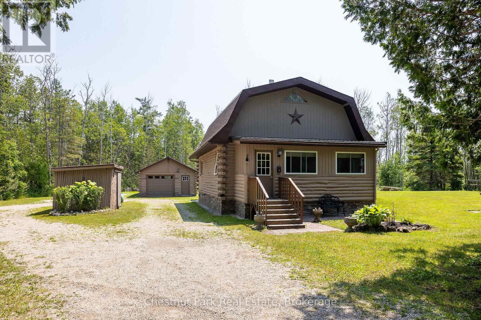 8 Little Cove Rd, Northern Bruce Peninsula, ON N0H 2R0