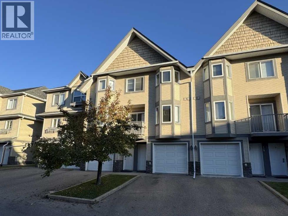 143 Cedarwood Ln SW, Calgary, AB T2W 6J3
