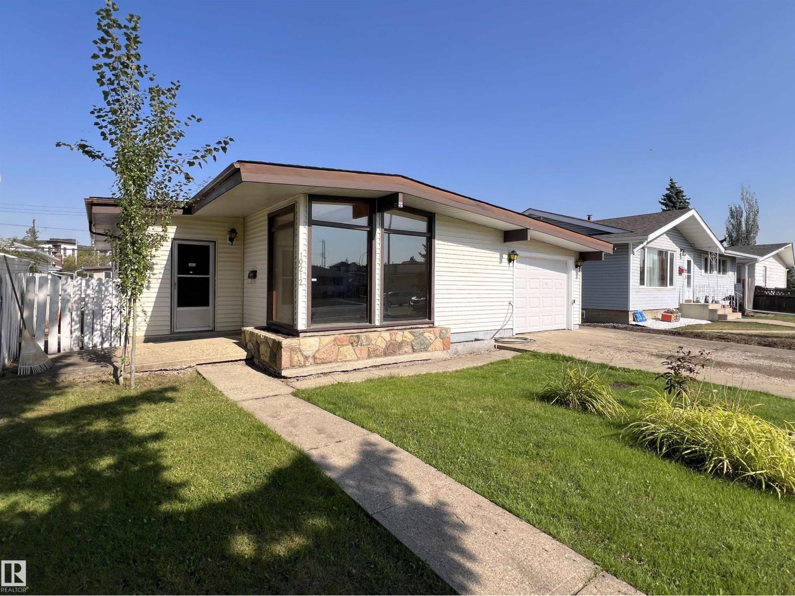 136 Av Nw Unit 10212, Edmonton, AB T5E 1W1