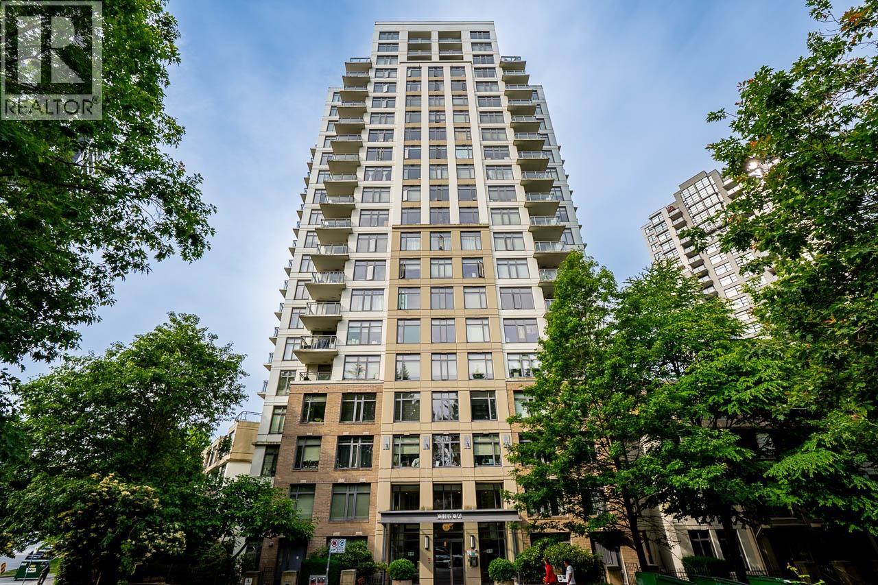 3660 Vanness Avenue Unit 211, Vancouver, BC V5R 6H8