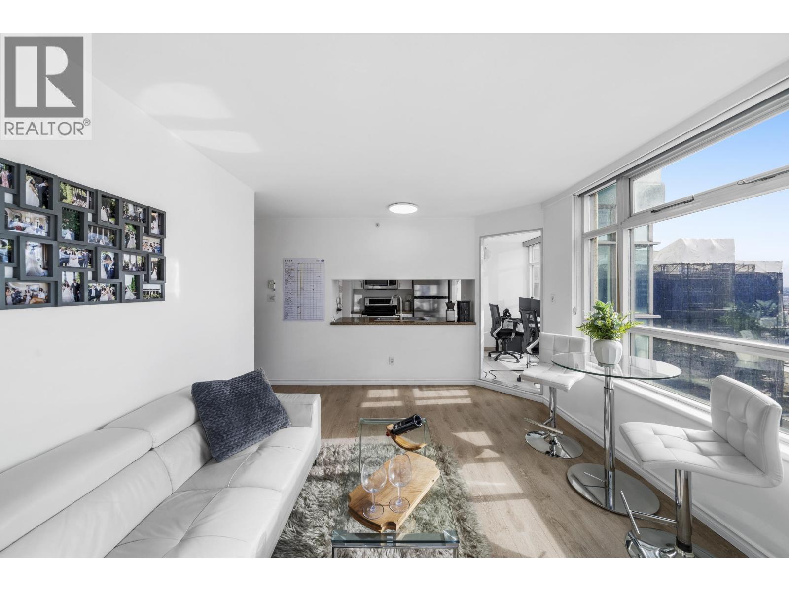 438 Seymour Street Unit 1709, Vancouver, BC V6B 6H4
