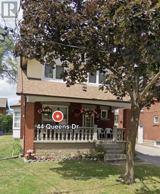 44 Queens Dr, Toronto, ON M9N 2H4