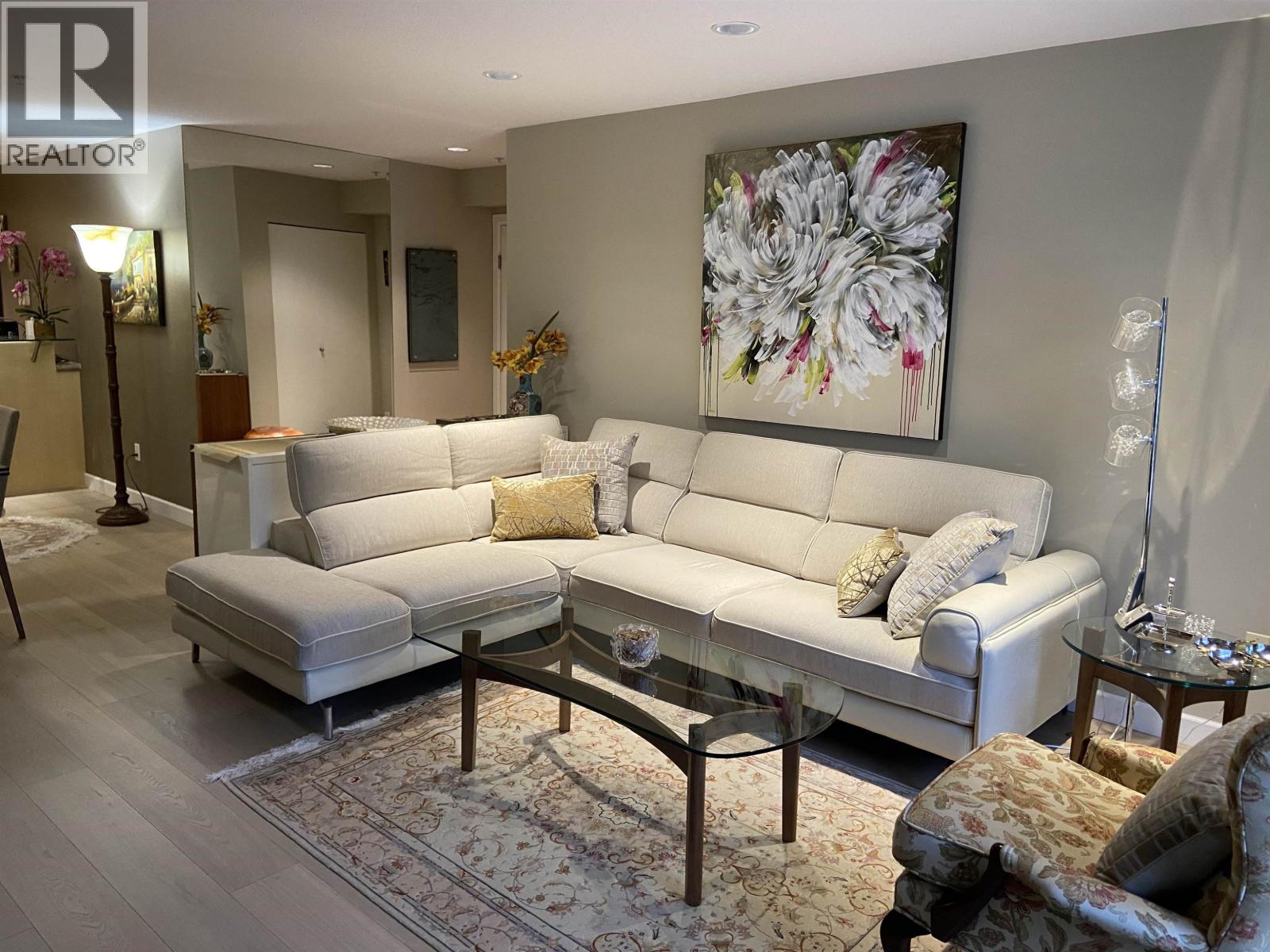 3750 Edgemont Boulevard Unit 104, North Vancouver, BC V7R 2P8