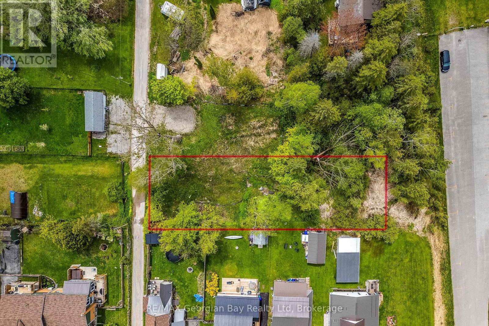63 Nettleton Dr, Penetanguishene, ON L9M 1N1