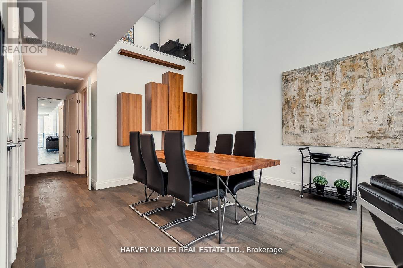 801 101 Charles St E, Toronto, ON M4Y 0A9