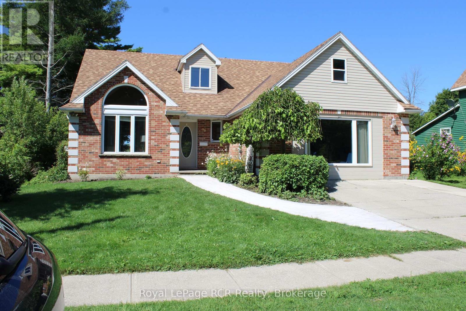 96 Main St, Northern Bruce Peninsula, ON N0H 1W0