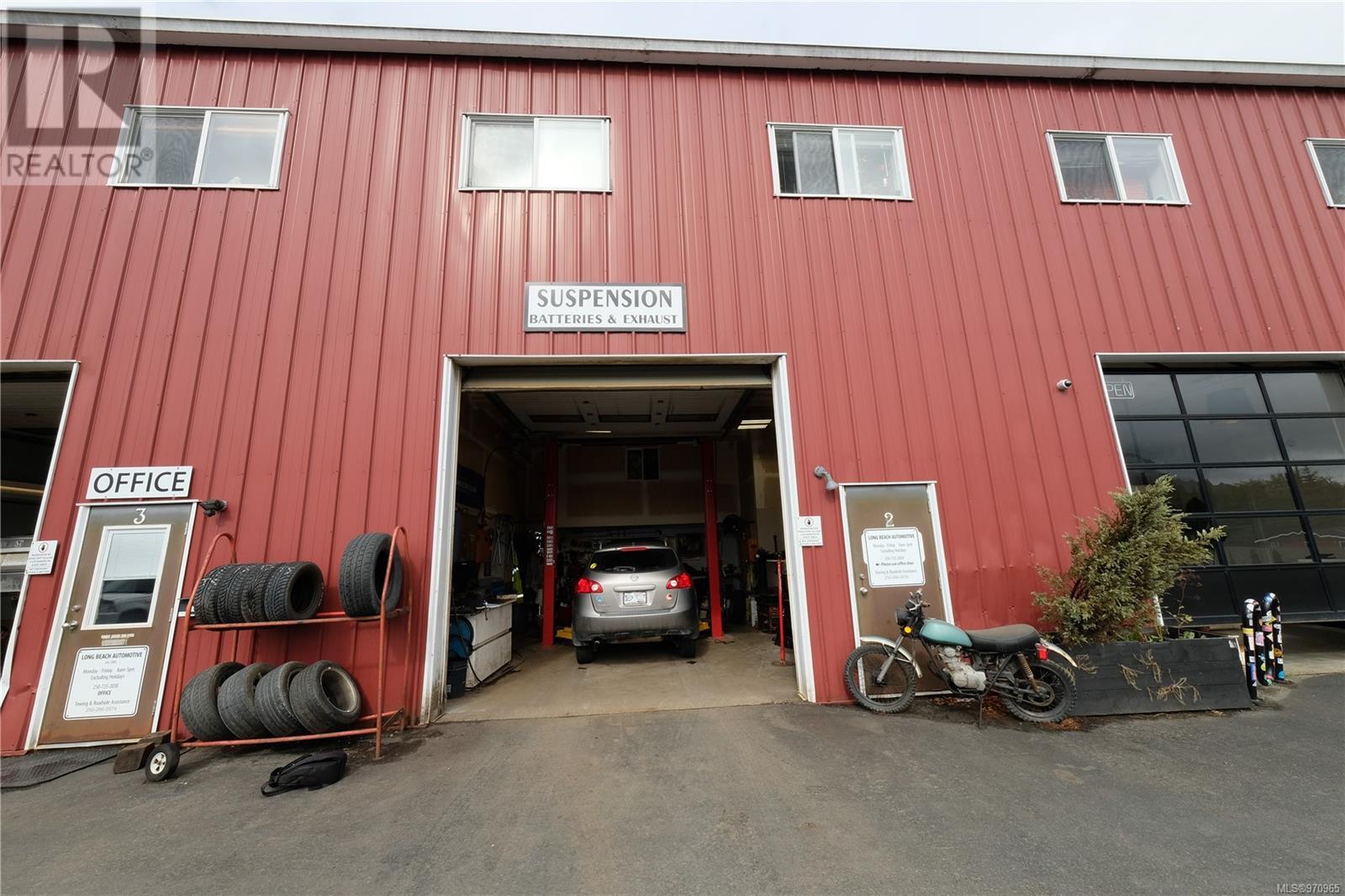 671 Industrial Way Unit 2, Tofino, BC V0R 2Z0