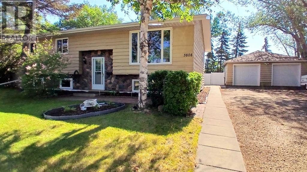 49 Avenue Unit 3808 #a, Innisfail, AB T4G 1J2