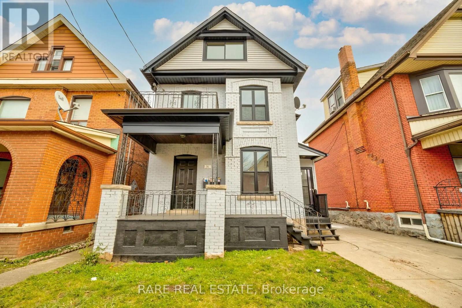 26 Fairleigh Ave N, Hamilton, ON L8L 6H2