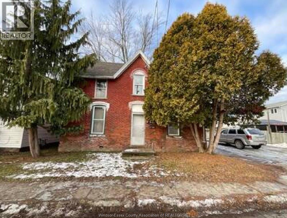 14 Foster St, Chatham, ON N7M 4N5