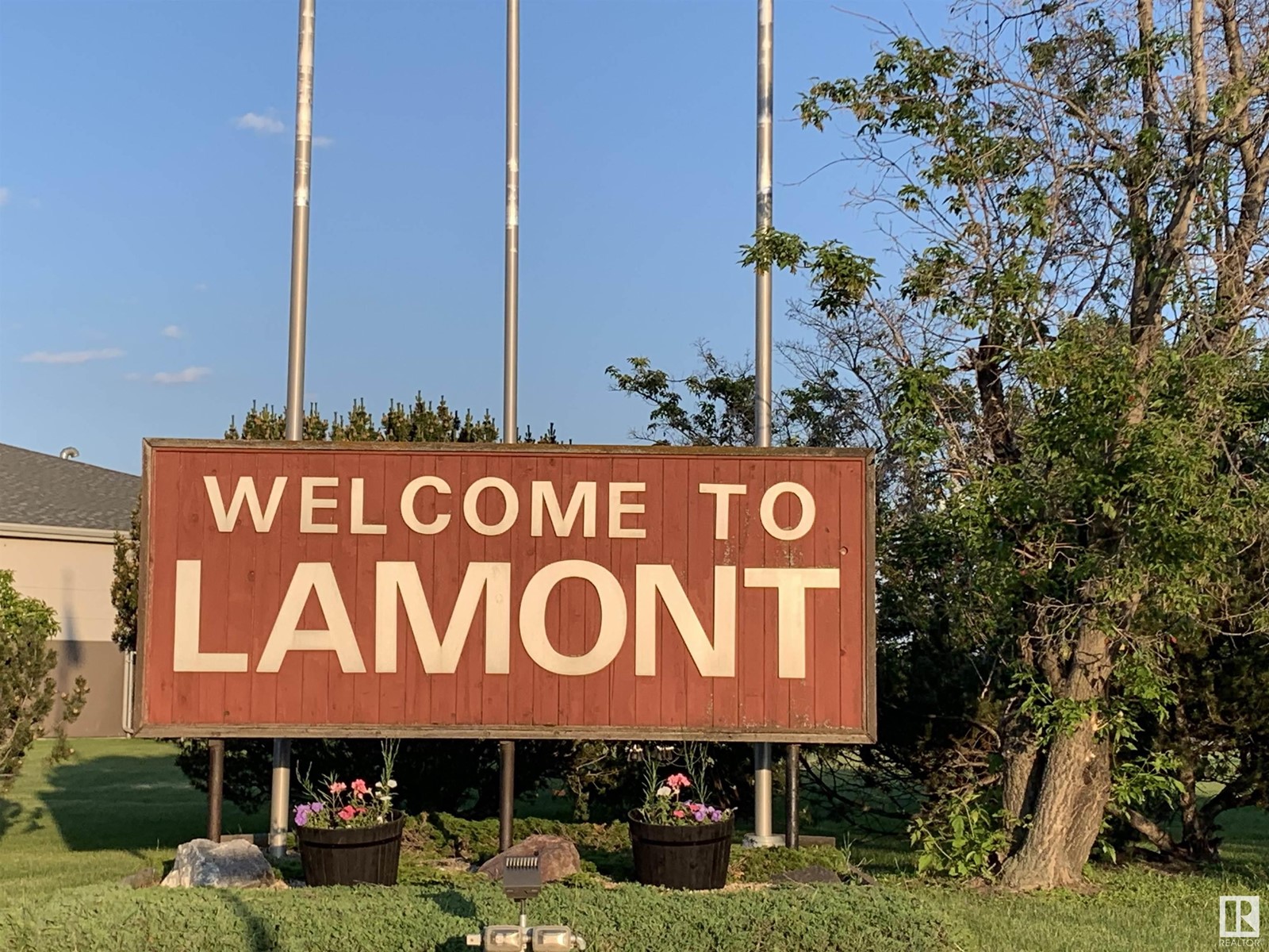 4920 Hwy 15, Lamont, AB T0B 2R0