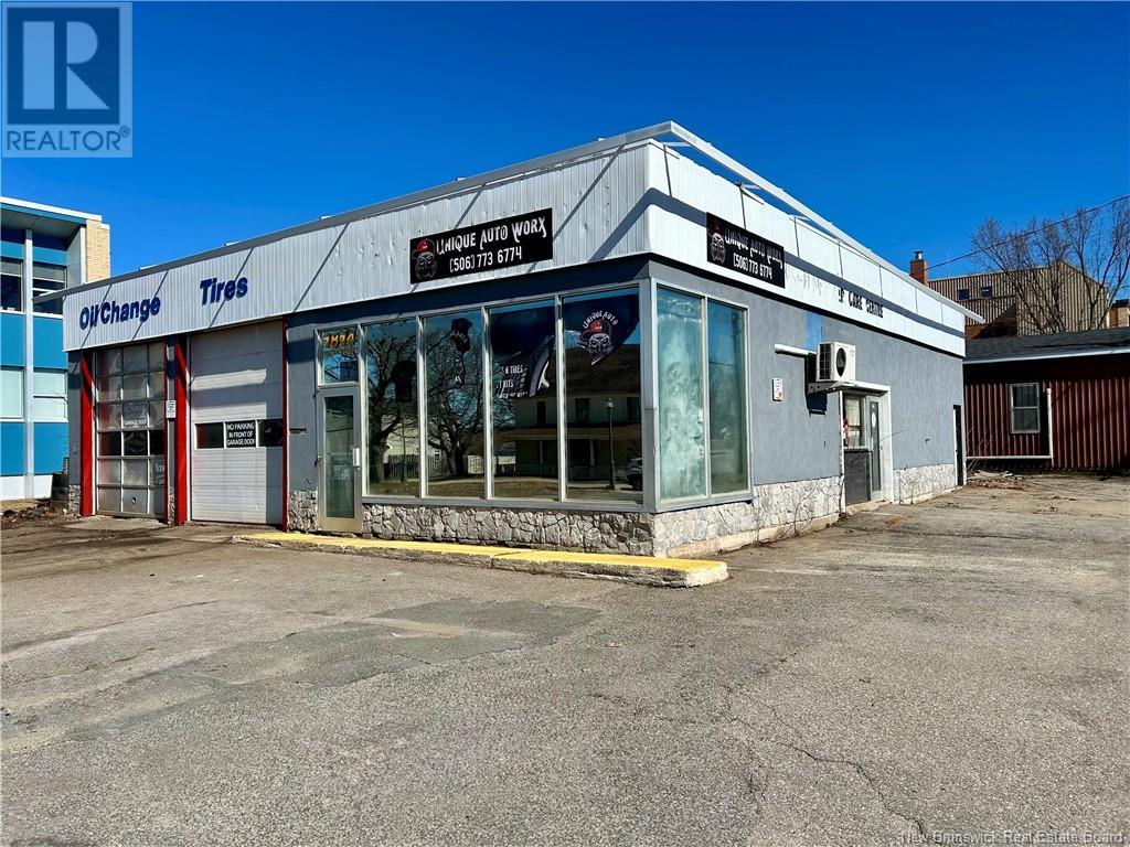 1814 Water St, Miramichi, NB E1N 1B7