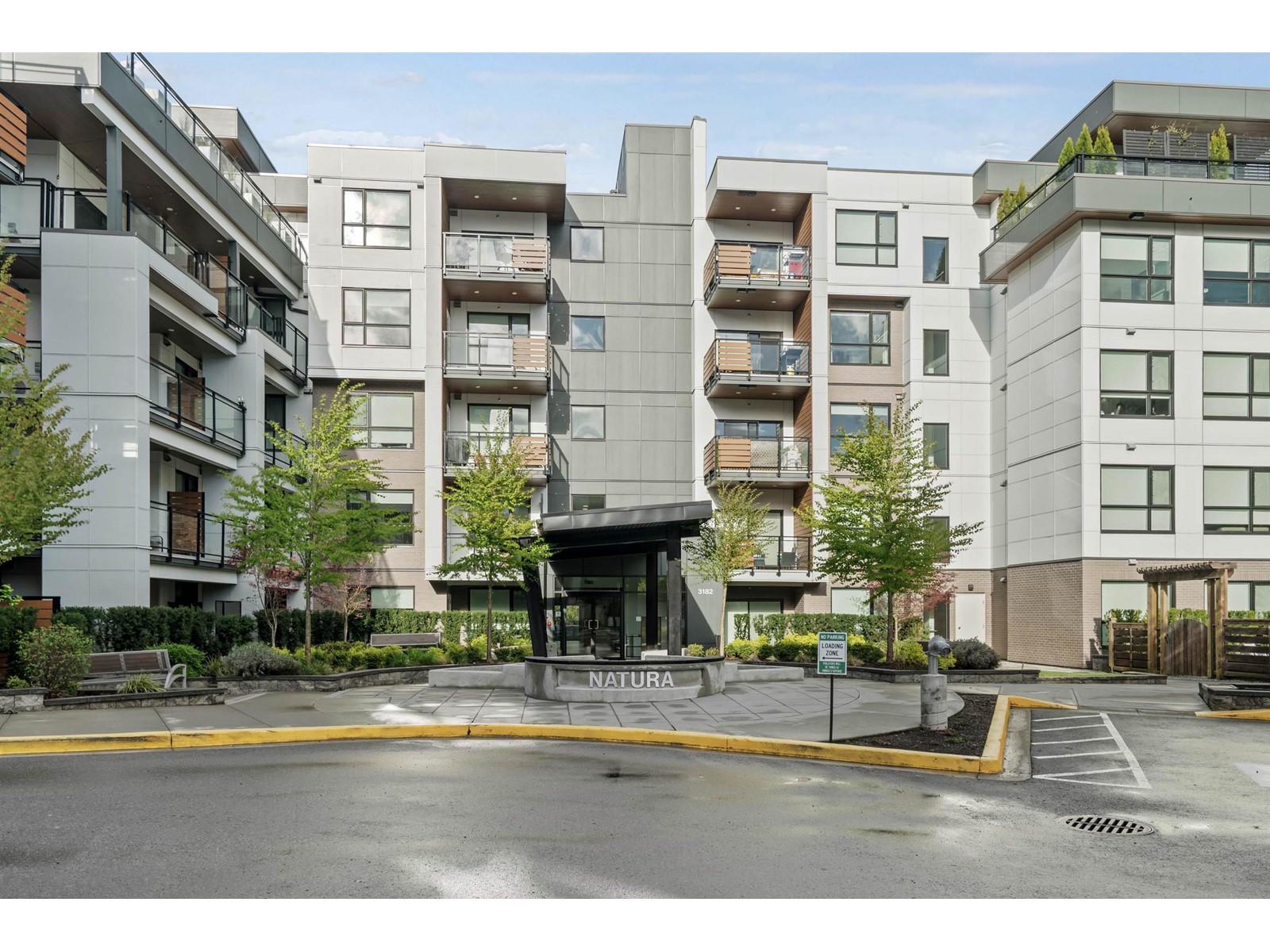 3182 Gladwin Road Unit 502, Abbotsford, BC V2T 0K8