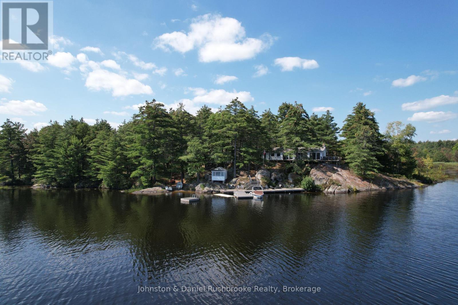 1116 Tryon Dr, Gravenhurst, ON P0E 1G0