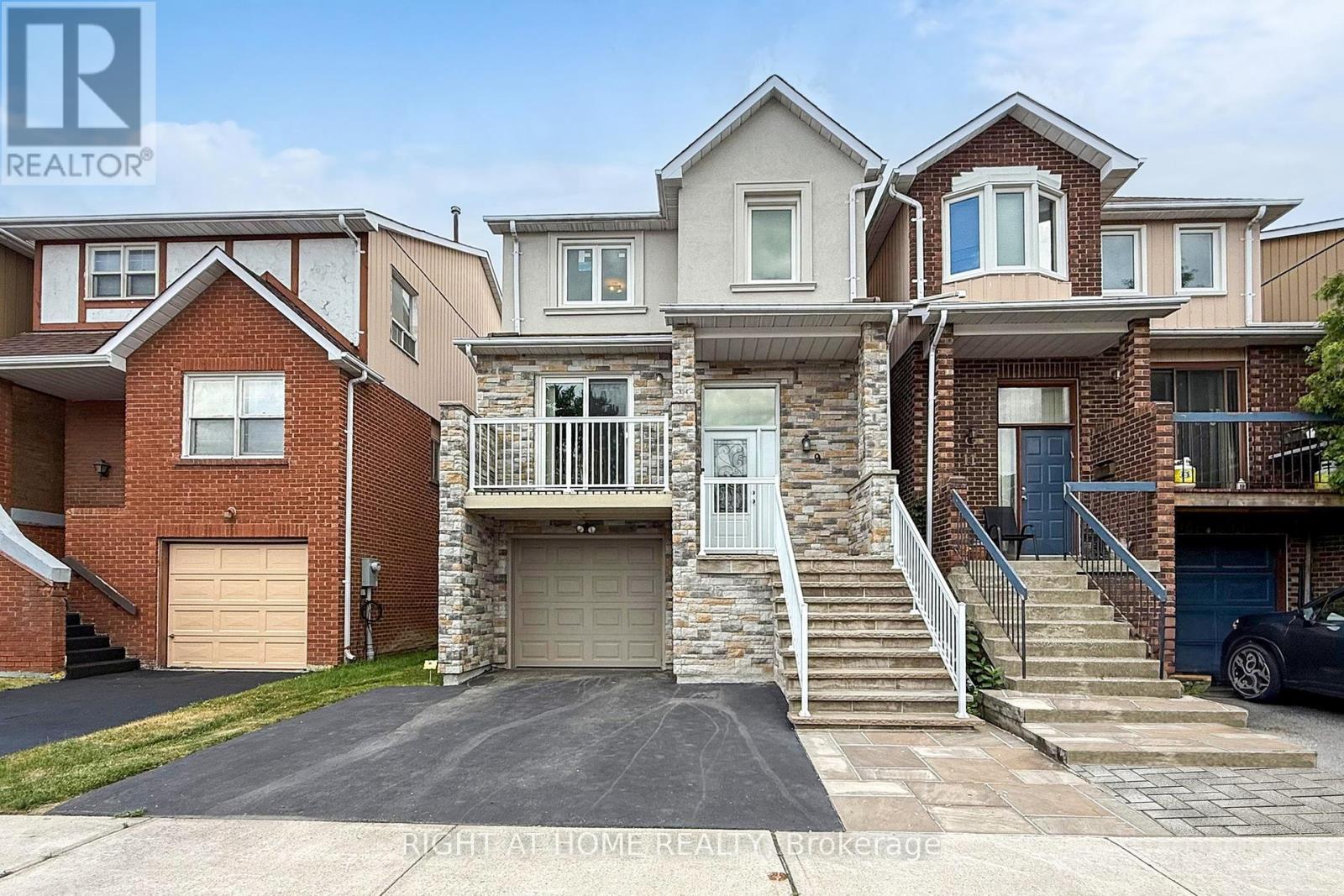 9 Festival Dr, Toronto, ON M2R 3T9