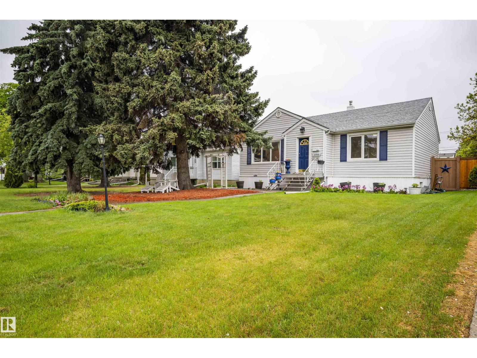 117 St Nw Unit 10966, Edmonton, AB T5H 3N6