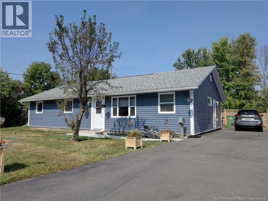 538 Scoullar St, Oromocto, NB E2V 1H1