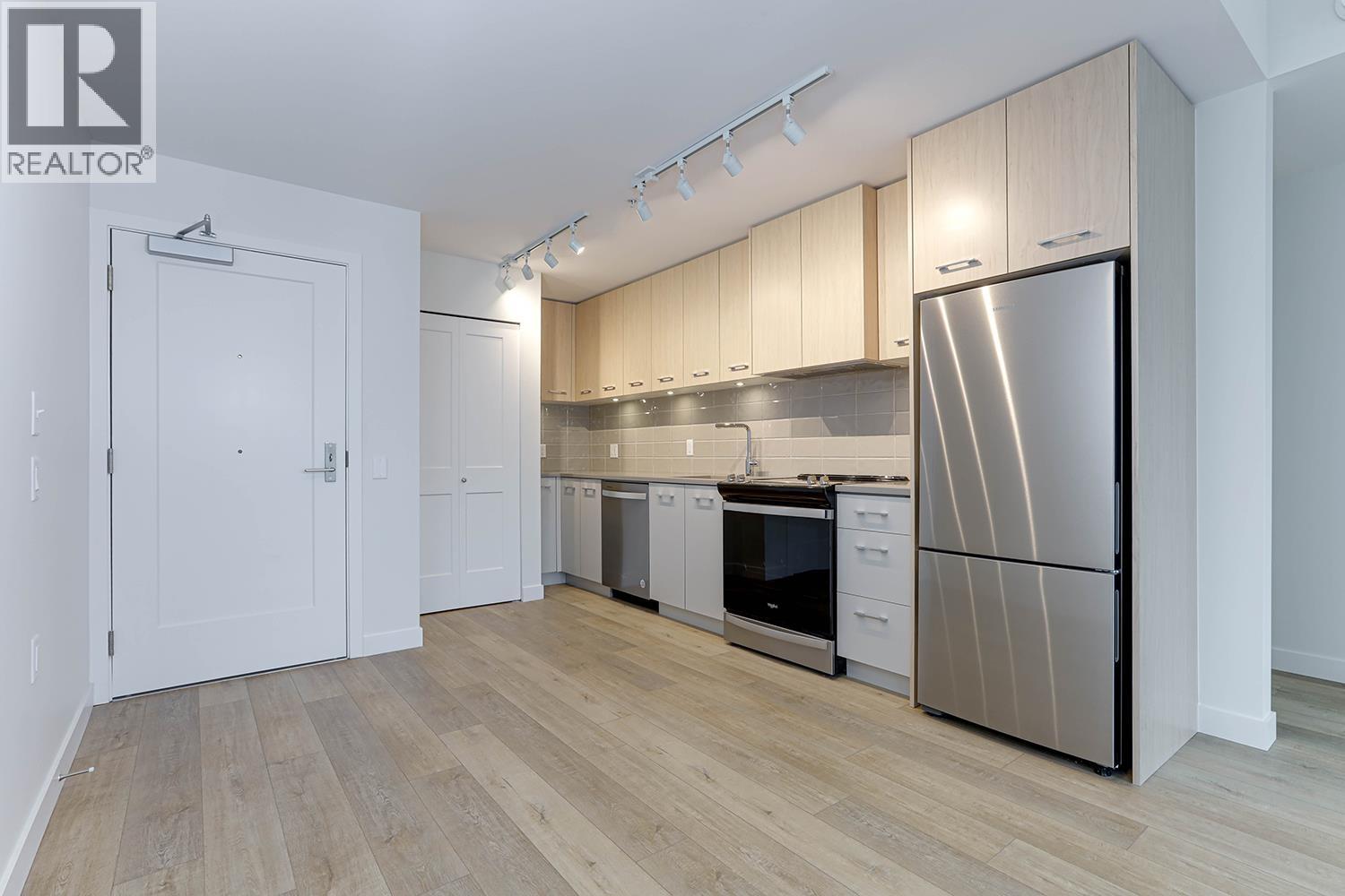 4933 Clarendon Street Unit 111, Vancouver, BC V5R 3J3