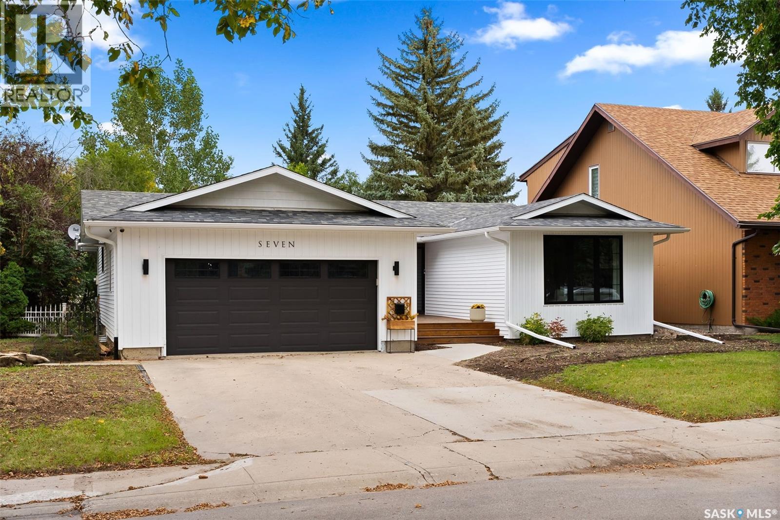7 Trudeau Bay, Regina, SK S4S 6V3