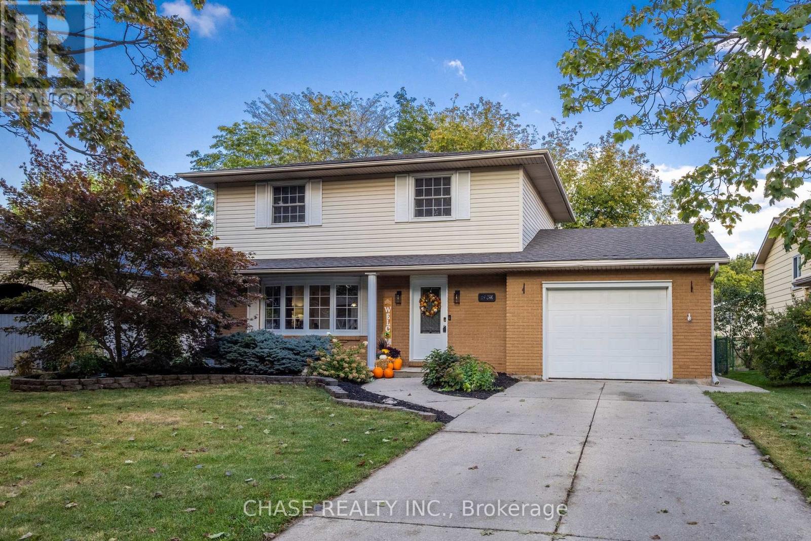119 Oak St, Norfolk Simcoe, ON N3Y 4S2
