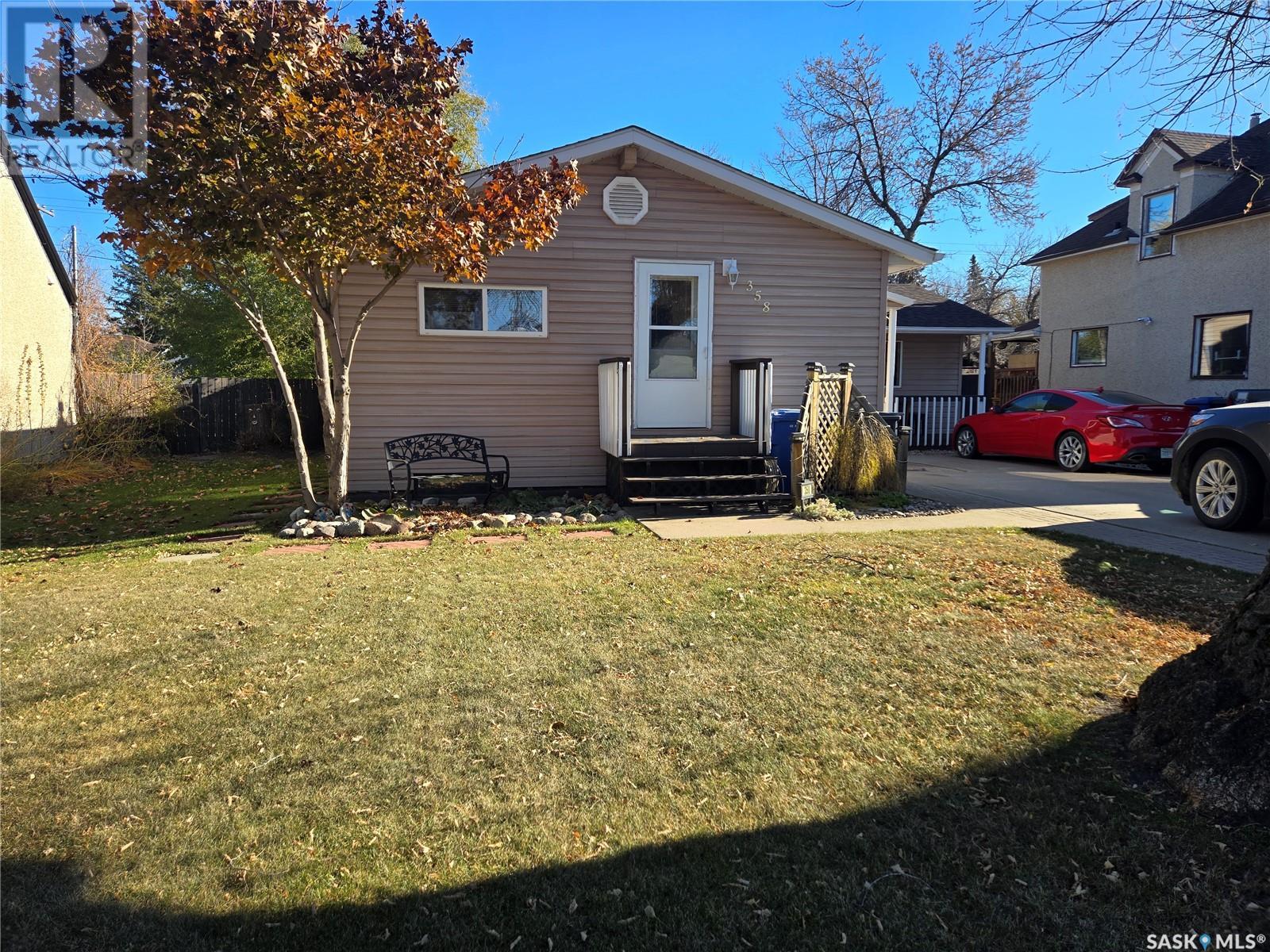 358 Prince Edward St, Melville, SK S0A 2P0