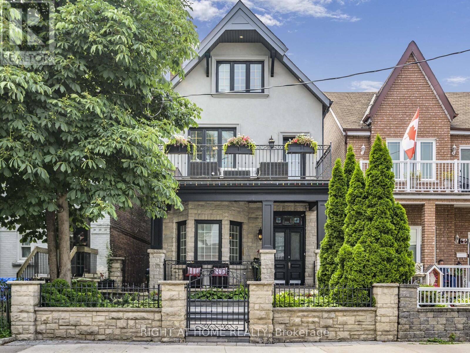 64 Brock Ave, Toronto, ON M6K 1P2