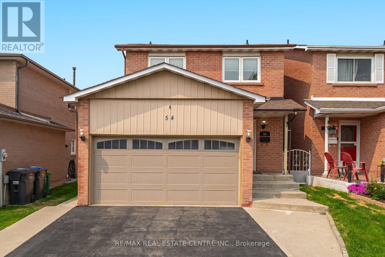 54 Royal Palm Dr, Brampton, ON L6Z 1P6