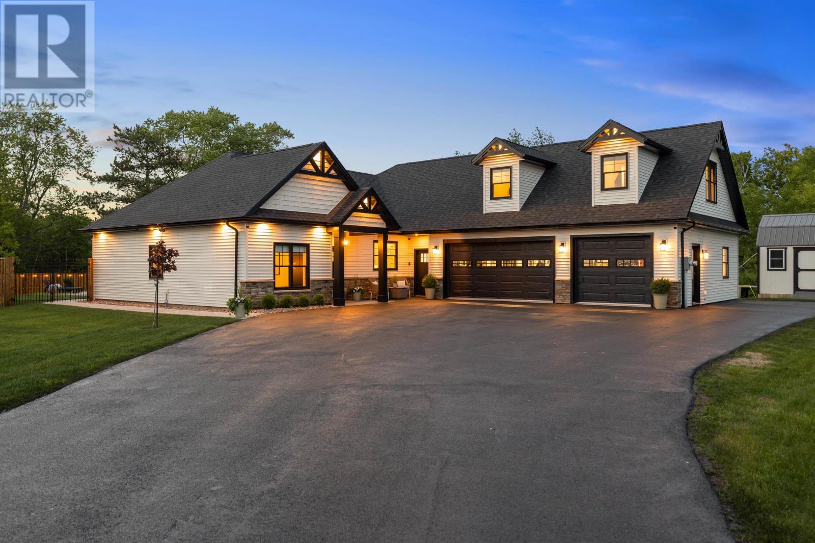 16 Captain James Cres, Stratford, PE C1B 4L6