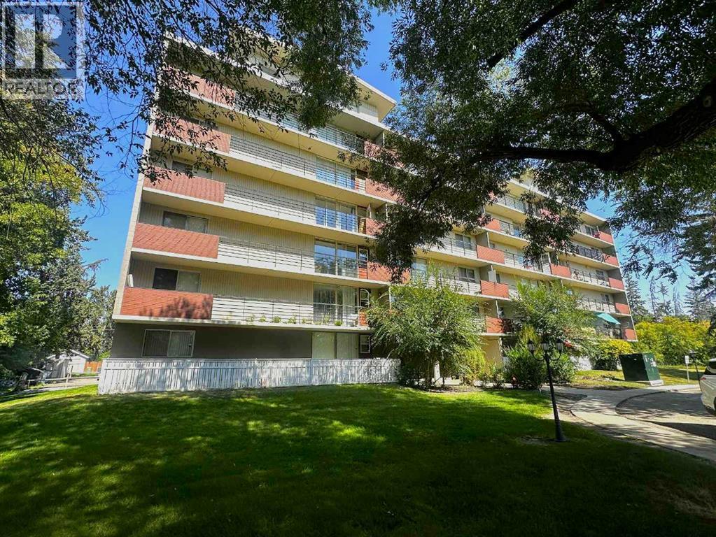 4700 55 Street Unit 204, Red Deer, AB T4N 2H8