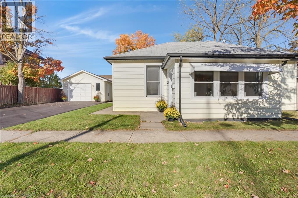 7 Frederick St S, Acton, ON L7J 2B7