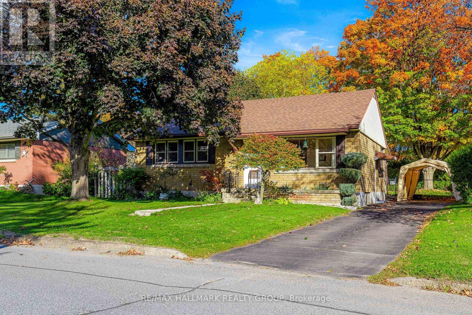 115 Brighton Cres, Brockville, ON K6V 2P5